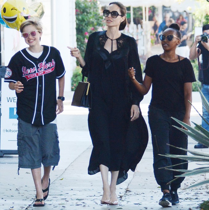 Angelina Jolie Shops With Shiloh & Zahara