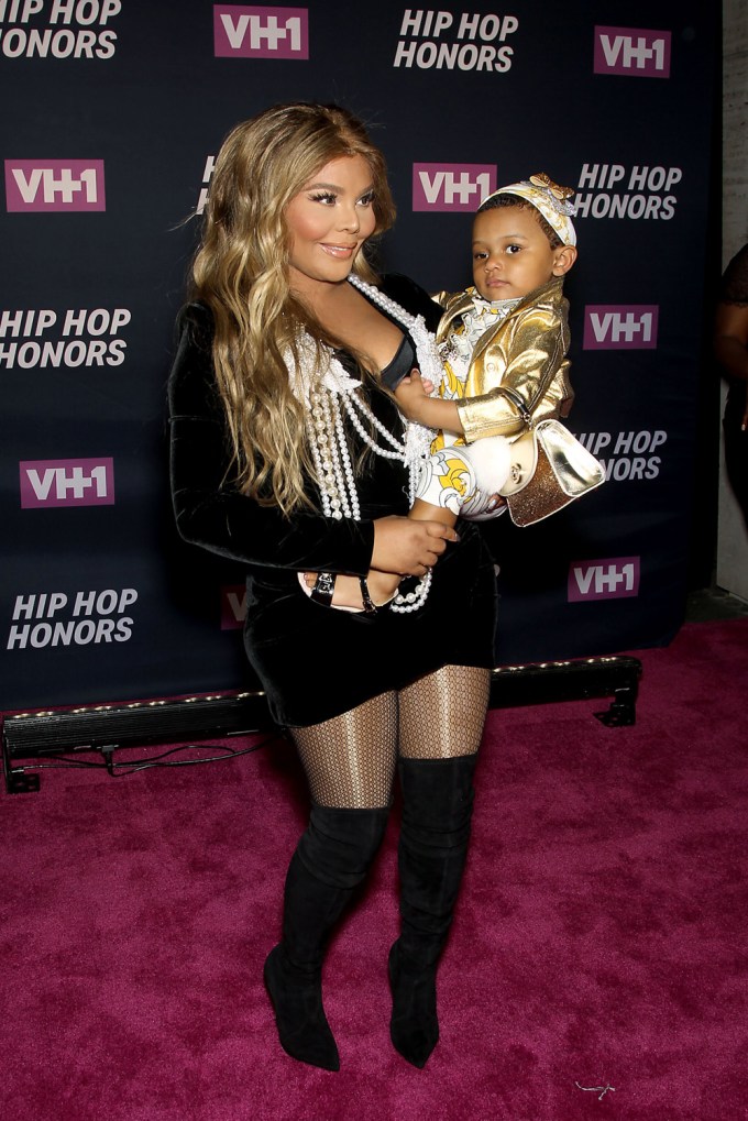 Lil Kim with son Royal Reign at the 2016 VH1 Hip Hop Honors: All Hail The Queens