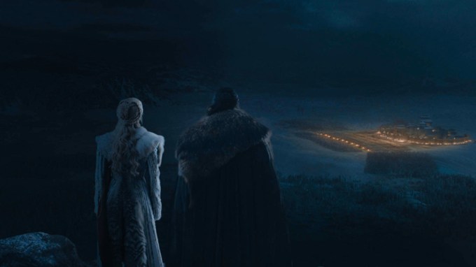 Jon Snow & Daenerys Targaryen In ‘The Long Night’