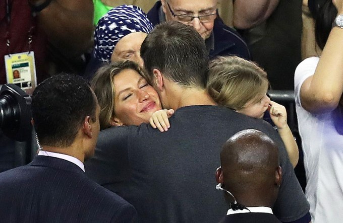 Gisele Bundchen & Tom Brady Hugging At Super Bowl 2017