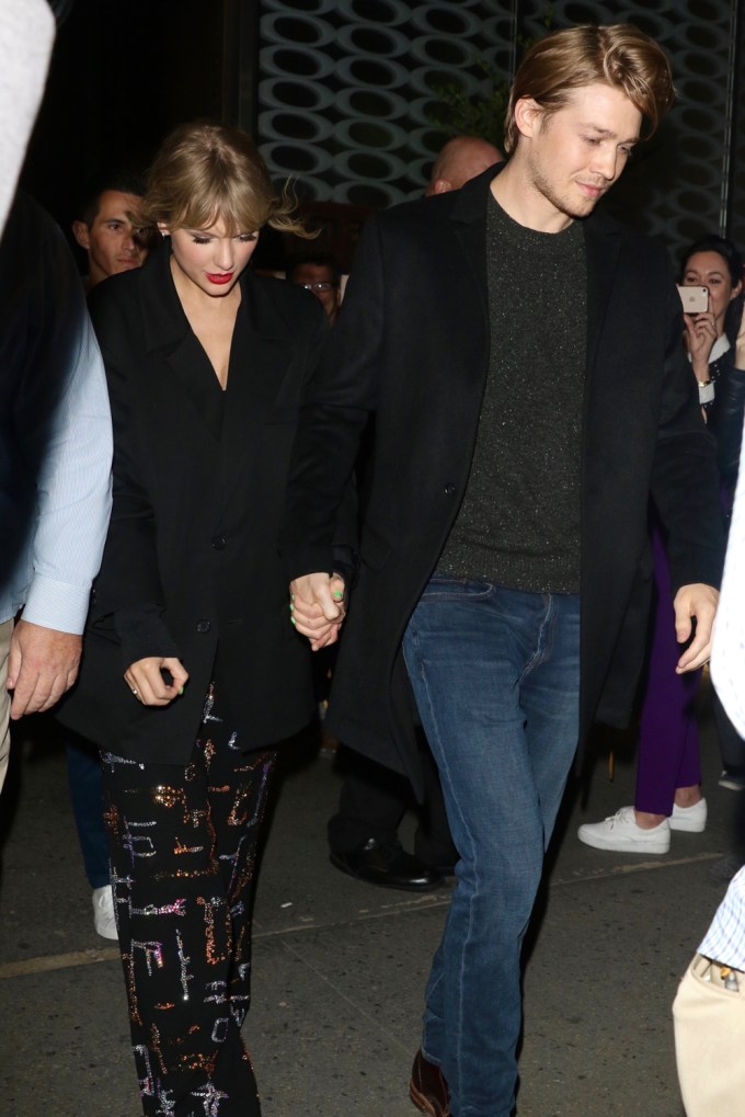 Taylor Swift And Joe Alwyn Hold Hands In NYC