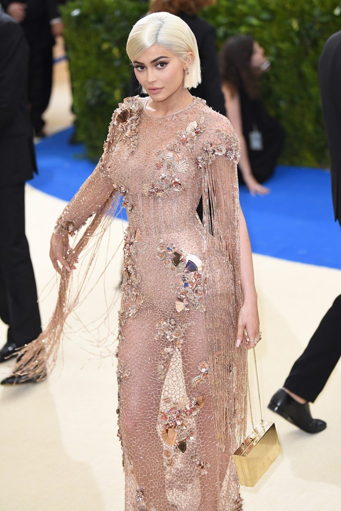 Kylie Jenner In A Versace Dress At The 2017 Met Gala