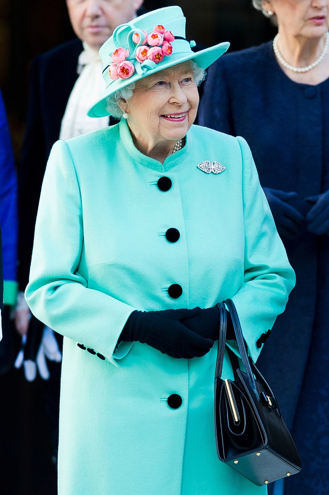 Queen Elizabeth looking gorgeous
