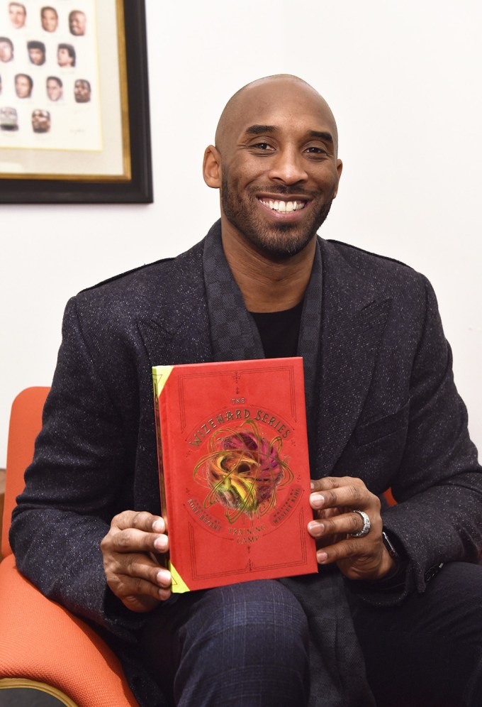 Kobe Bryant Stops by the NBA Store