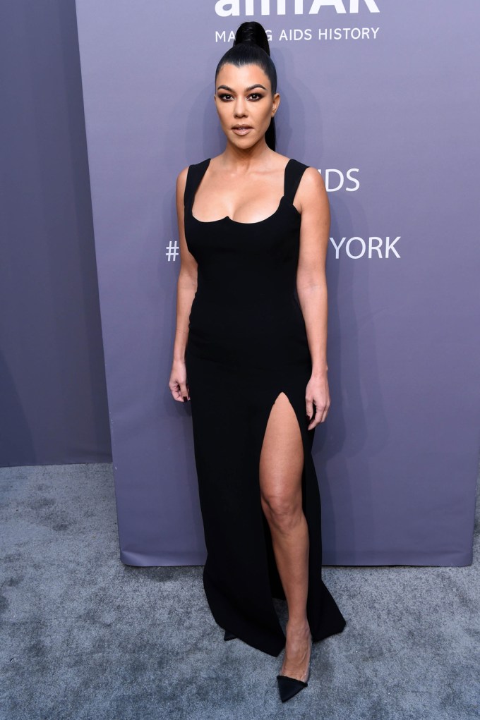 Kourtney Kardashian In A Versace Gown At The amfAR Gala