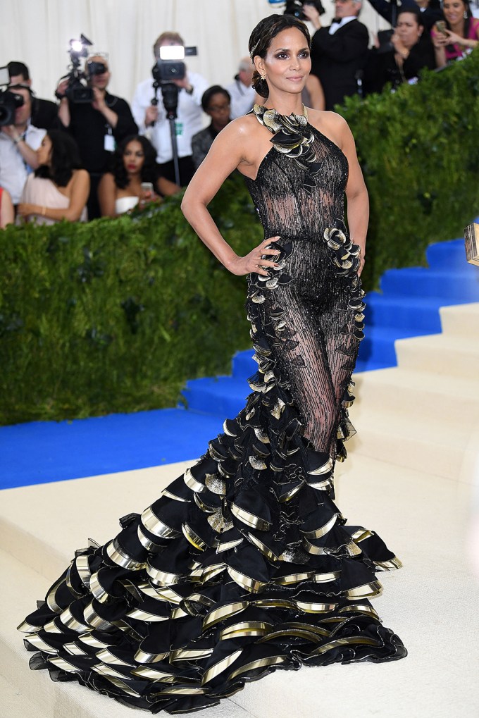 Halle Berry At The 2017 Met Gala