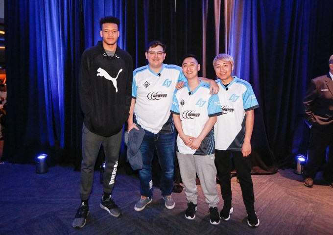 Kevin Knox at the Newegg CLG Fortnite Challenge