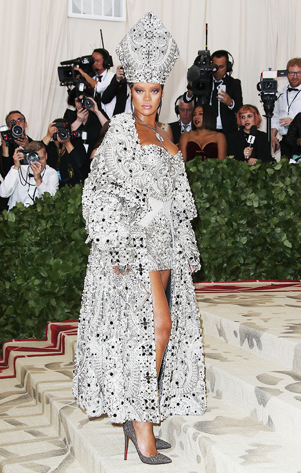 Best Met Gala Looks Of All-Time: Rihanna, Beyonce & More