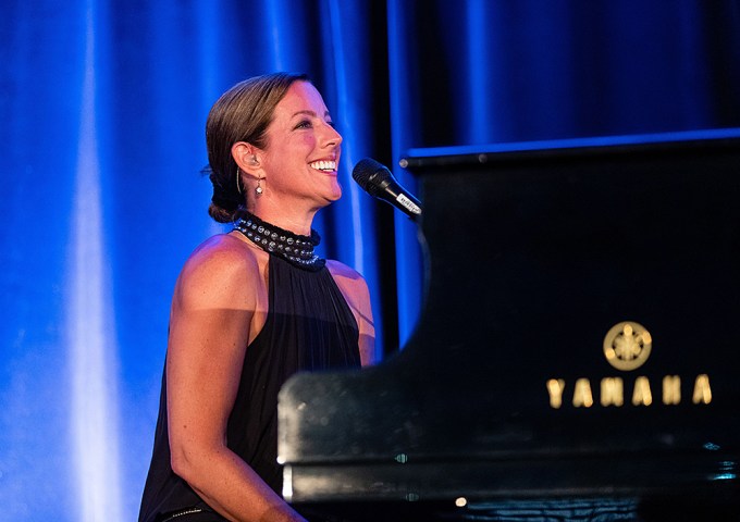 Sarah McLachlan singing at the Find Your Light Gala