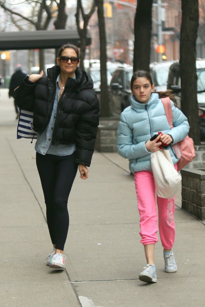 Katie Holmes & Suri Cruise On A Stoll In NYC