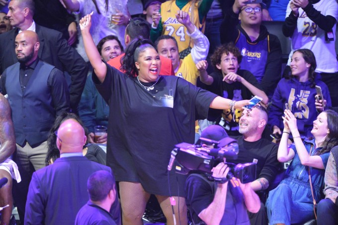 Lizzo attending the Lakers basketball game at Staples Center