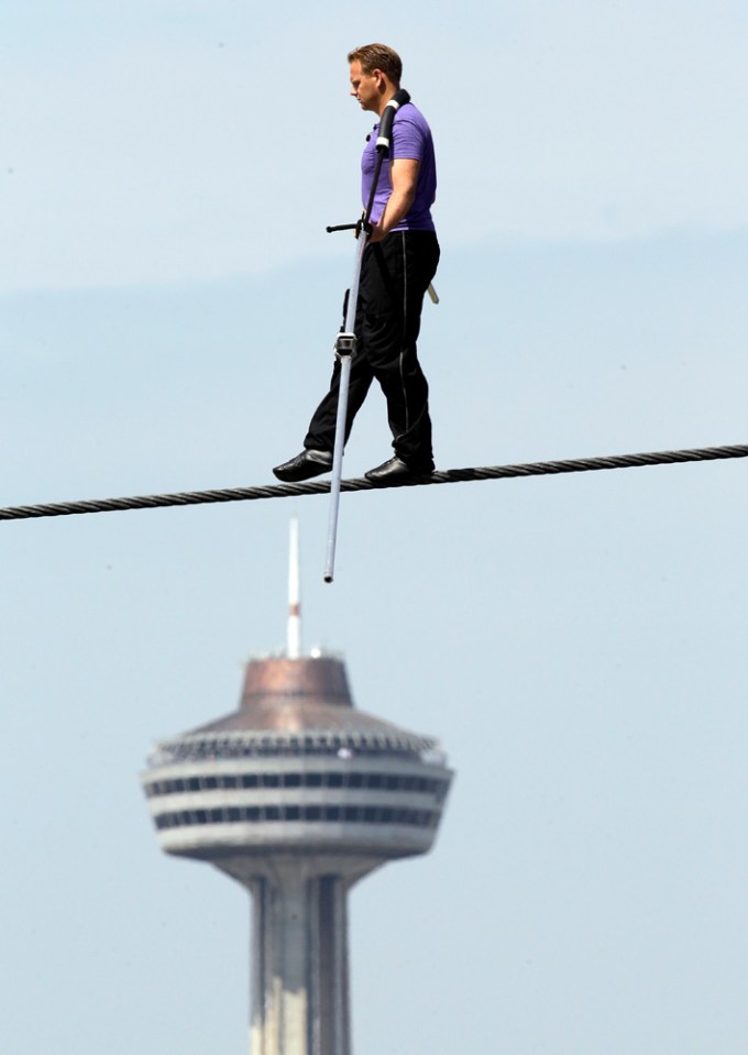 Nik Wallenda training for his Niagara Falls tightrope walk