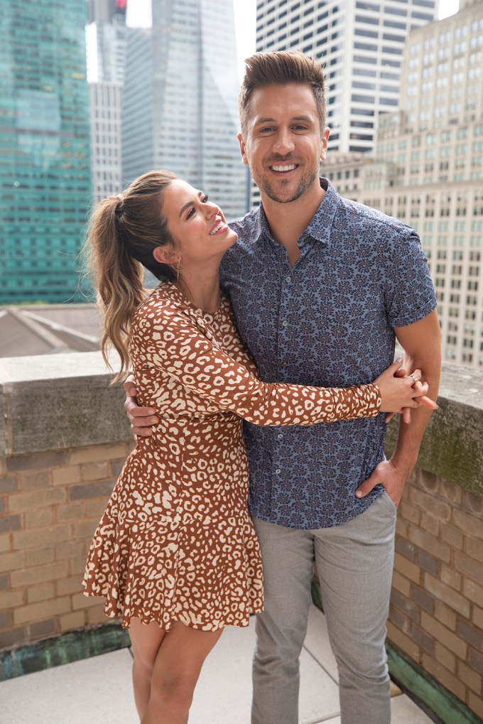 JoJo Fletcher & Jordan Rodgers pose for exclusive portraits at HollywoodLife to promote Cash Pad!