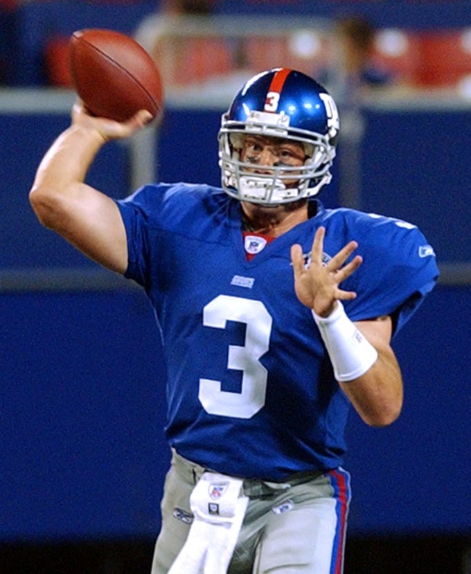 Jesse Palmer playing for the New York Giants