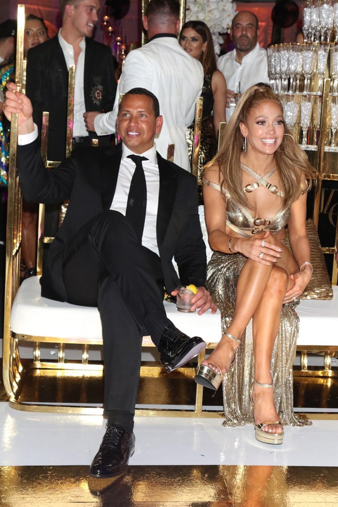 Jennifer Lopez Sings Happy Birthday to Alex Rodriguez During Concert