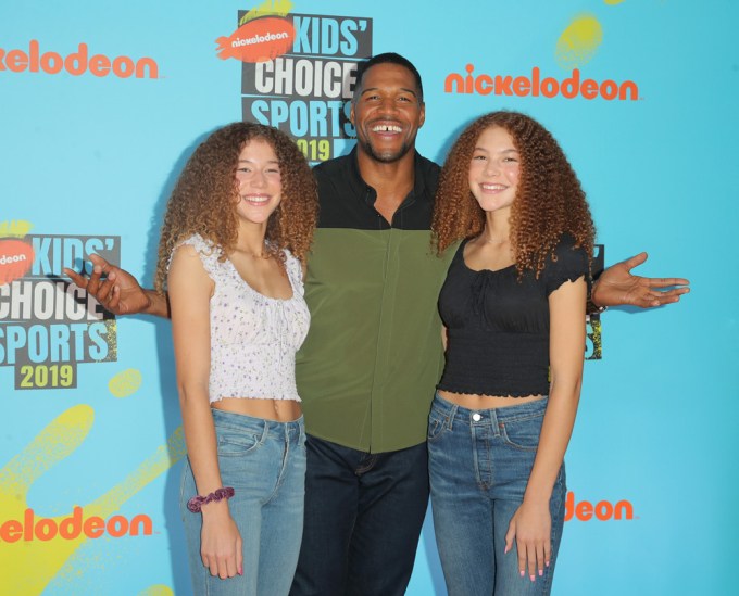 Michael Strahan With His Daughters At 2019 Kids’ Choice Sports Awards