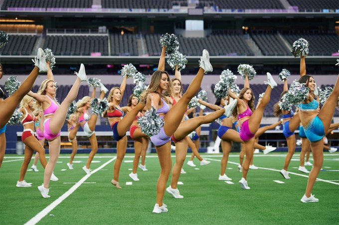 ‘Dallas Cowboys Cheerleaders: Making The Team’ Dancers