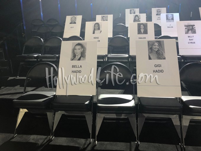 Sisters, Bella & Gigi Hadid will sit together, along with their guests at the VMAs