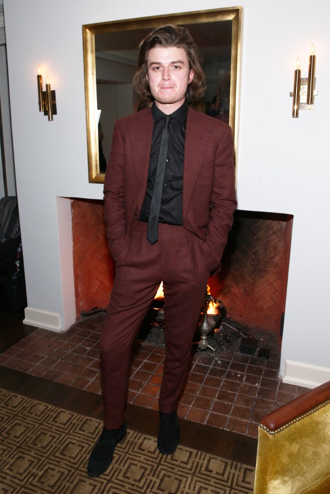 Joe Keery Wears Maroon Suit To The Gersh Pre-Oscar Party