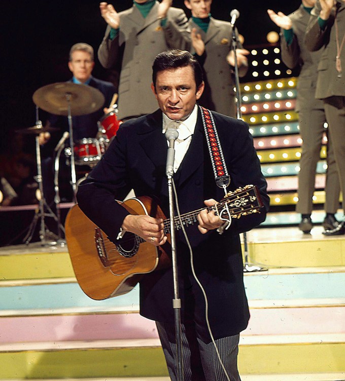 Johnny Cash Performs With A Band