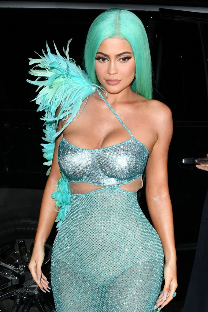 Kylie Jenner in a turquoise wig