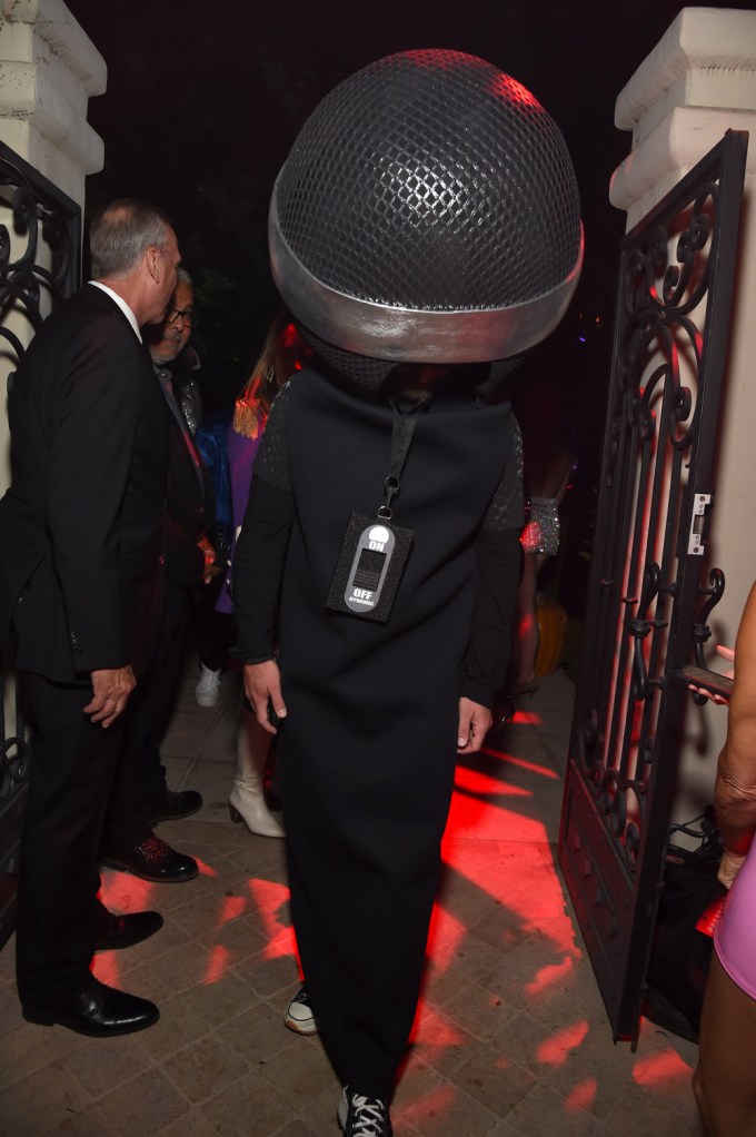 Justin Timberlake posing in his costume at the 2019 Casamigos Halloween Party