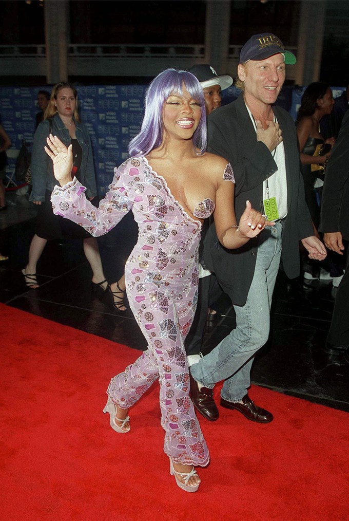 Lil Kim at 1999 Grammys