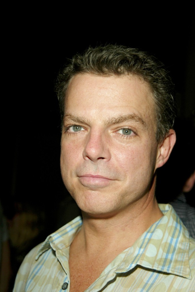 Shepard Smith poses at a Mao Magazine party