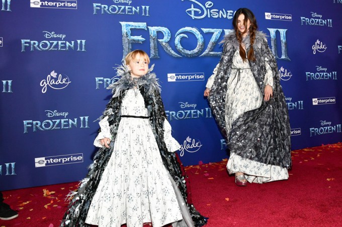 ‘Frozen II’ World Premiere: Selena Gomez Brings Her Little Sister, Gracie