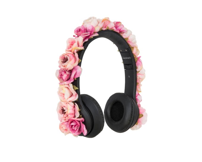 Rosé Rockers Headphones, $98, Amazon