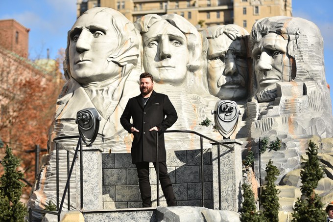 Chris Young At Macy’s Thanksgiving Day Parade