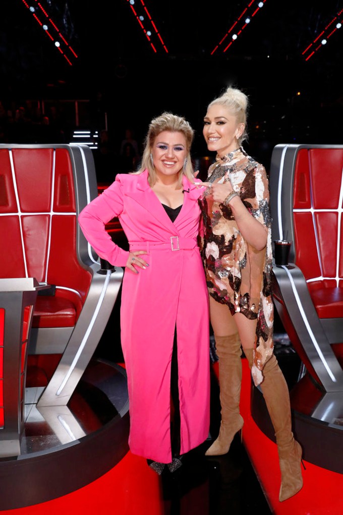 Gwen Stefani & Kelly Clarkson During ‘The Voice’ Life Playoffs