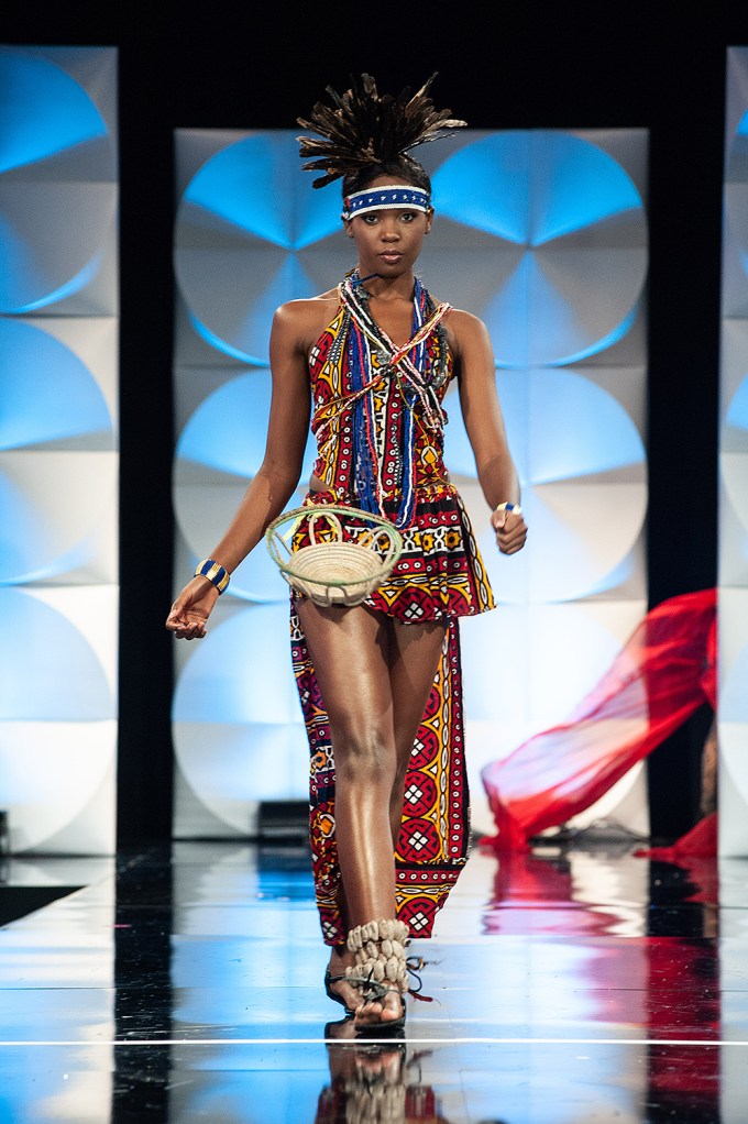 Salett Miguel, Miss Angola 2019 wears a traditional print