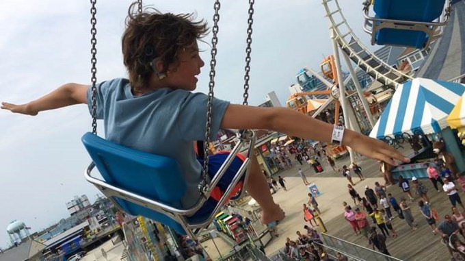 Jonas Brodsky enjoying himself at an amusement park
