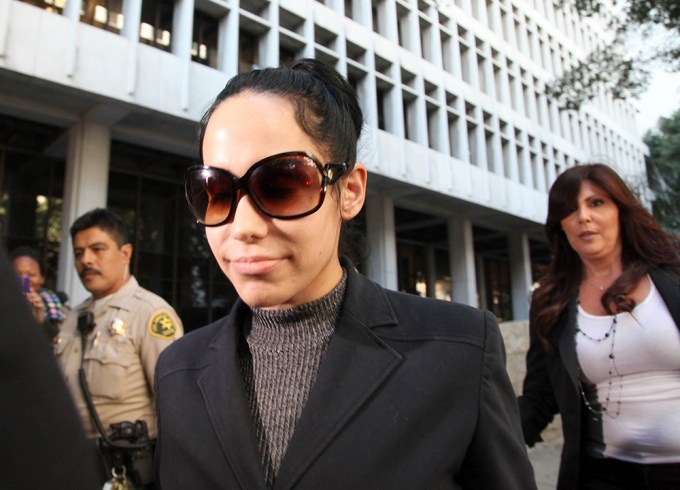 Nadya Suleman leaves court in 2014