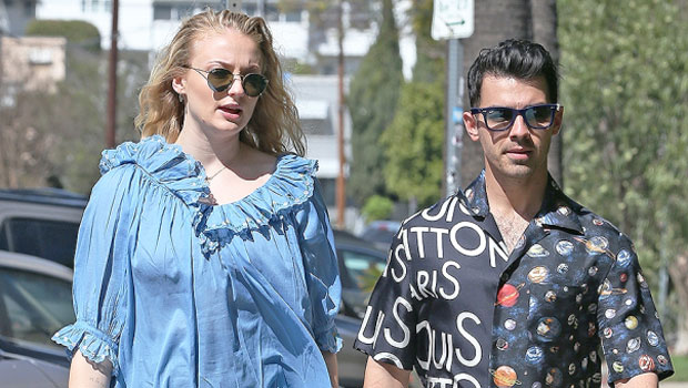 Joe Jonas & Sophie Turner Couple Up for Afternoon Walk in Beverly Hills:  Photo 4733679, Joe Jonas, Sophie Turner Photos
