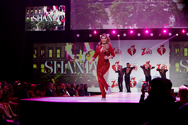 Shania Twain performs