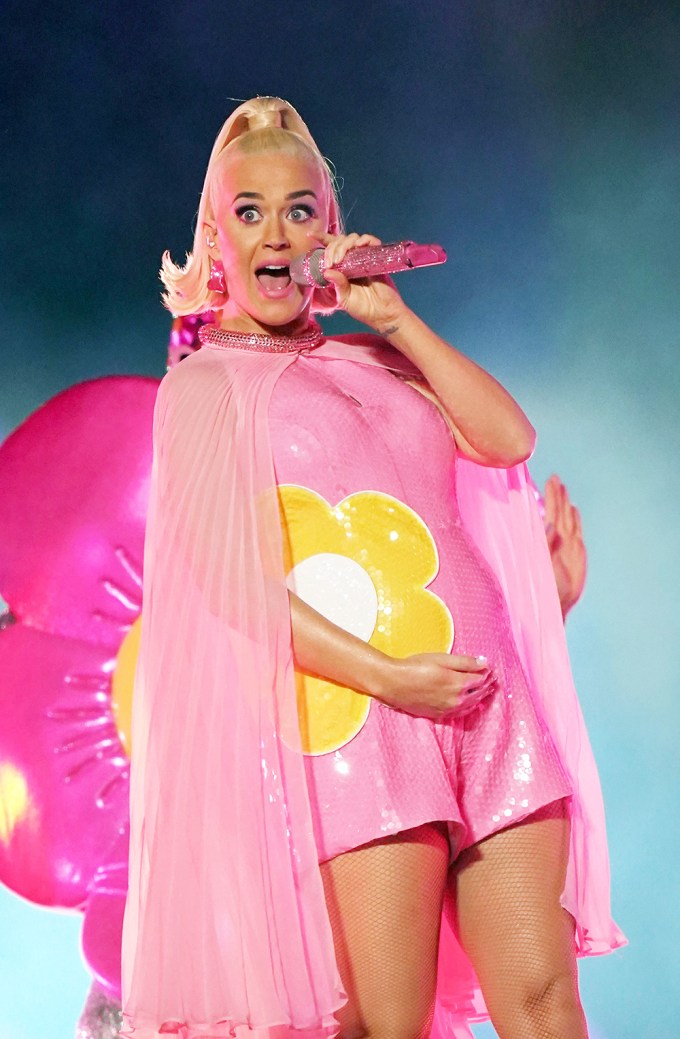 Katy Perry’s Maternity Style