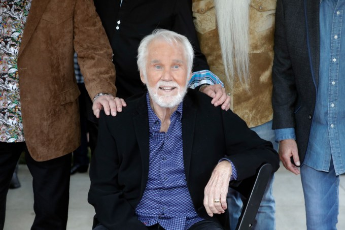 Kenny Rogers Gets A Star On Music Walk Of Fame