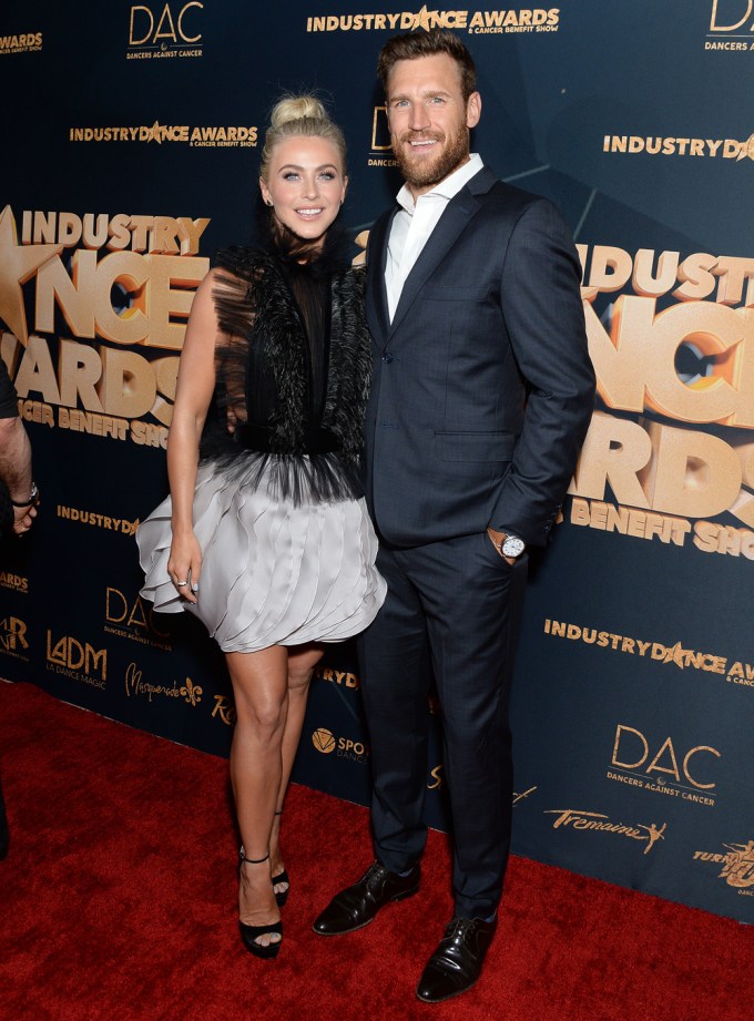 Julianne Hough and Brooks Laich on a red carpet