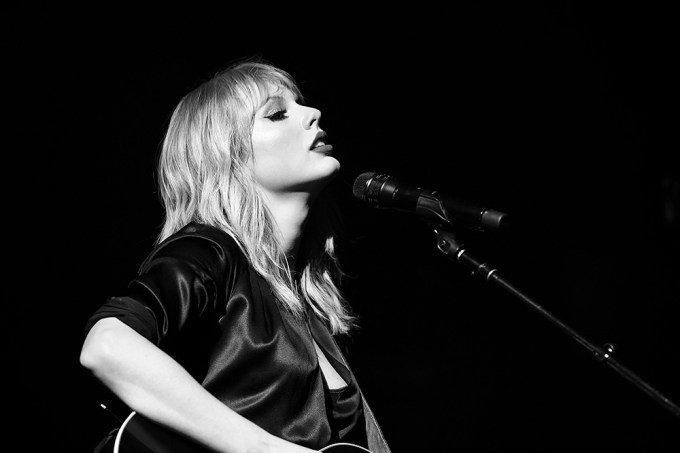 Taylor Swift Mid-Performance In Paris