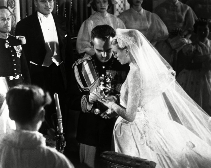 Prince Rainier and Grace Kelly during their wedding