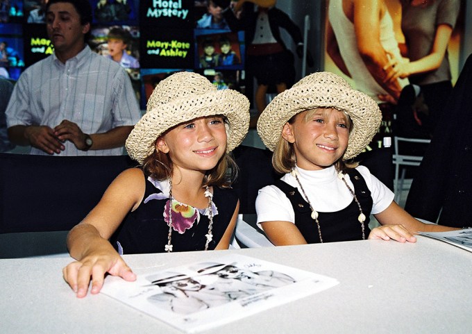 Mary-Kate & Ashley Olsen At A Signing