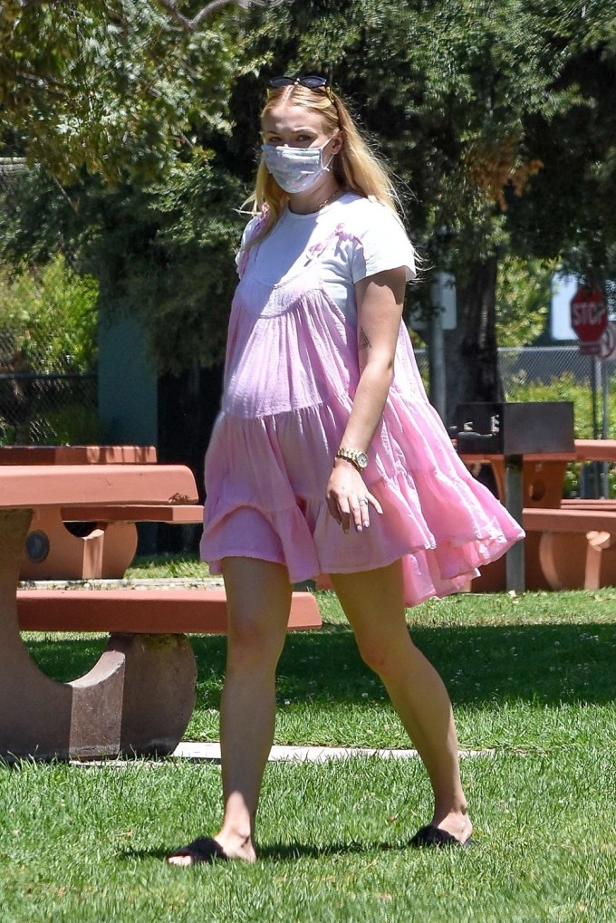 Sophie Turner In Pink Dress