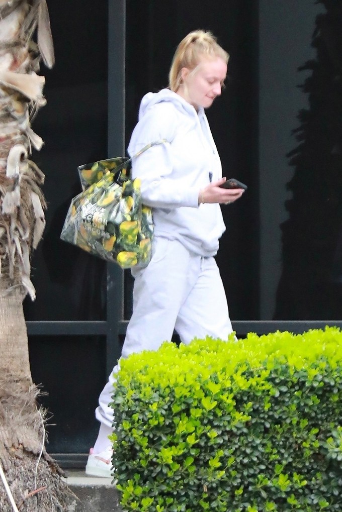 Sophie Turner In Baggy White Sweats