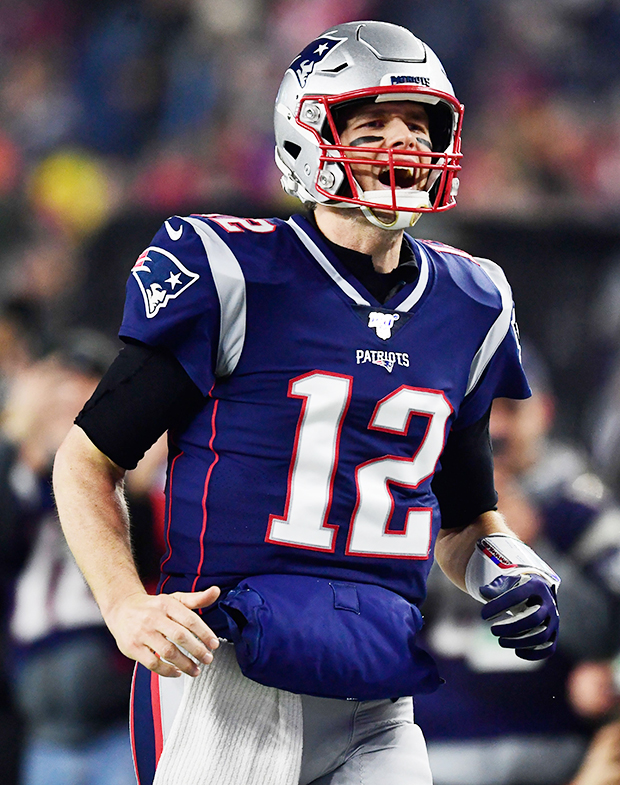 PHOTOS: First Look at Tom Brady in a Bucs Uniform