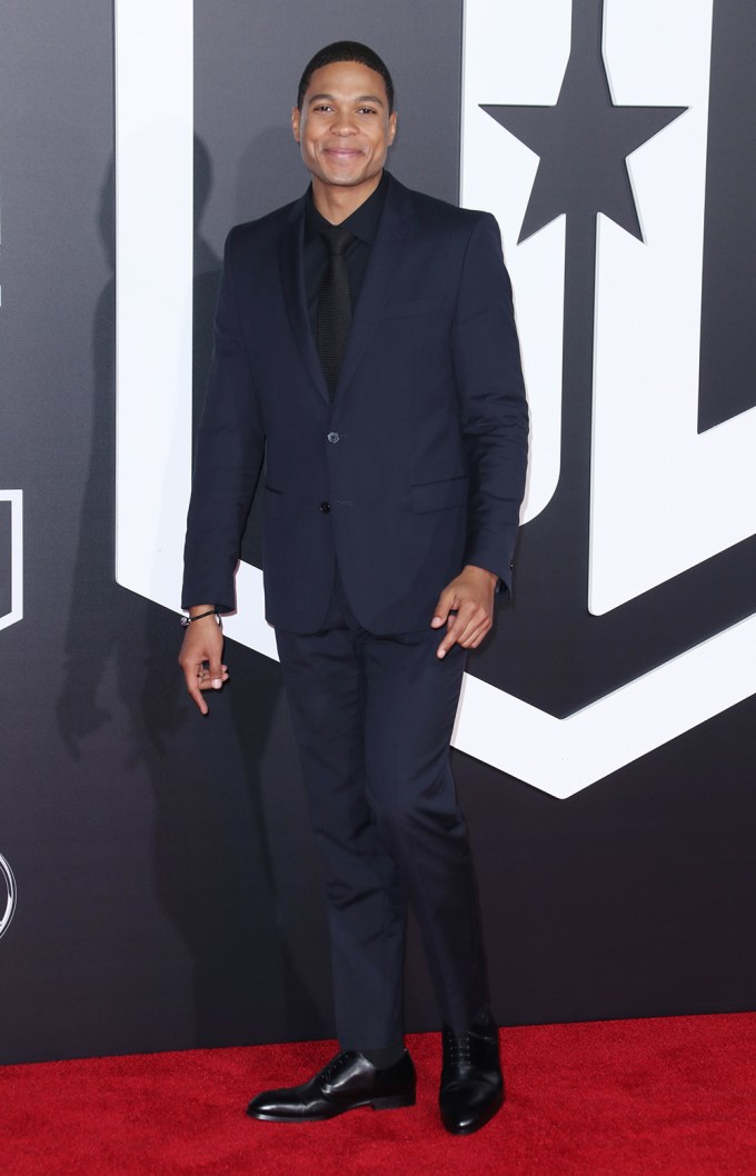 Ray Fisher smiles at the ‘Justice League’ premiere