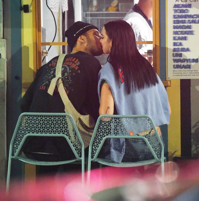 Dua Lipa & Anwar Hadid Kiss in NYC