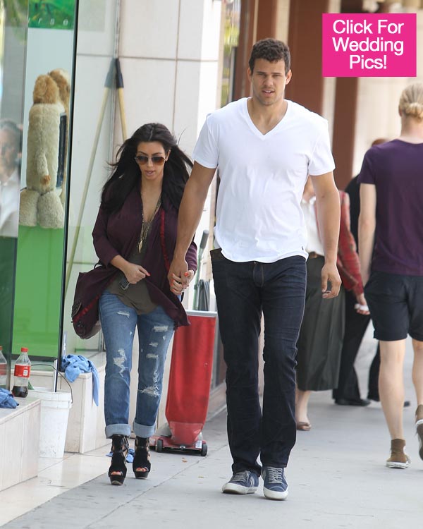 Kim Kardashian Kris Humphries Wedding Earned Them 18 Million Hollywood Life