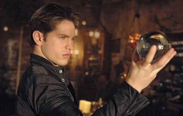 The Secret Circle, Nick Armstrong, Louis Hunter